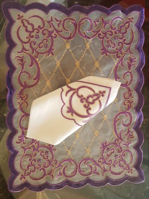 Dark Red Tulle Place Mat